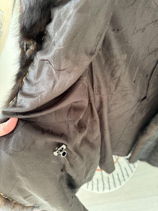 Продам норковую шубу