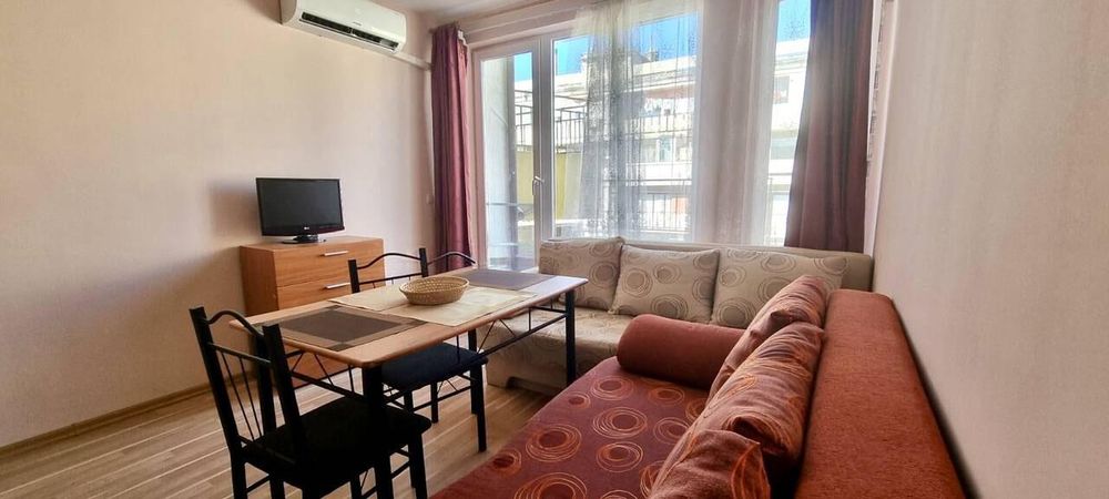 Дава се под наем Двустаен апартамент в Бургас, Меден рудник - зона Б - 77 кв.м за 331.5 € - Снимка #2