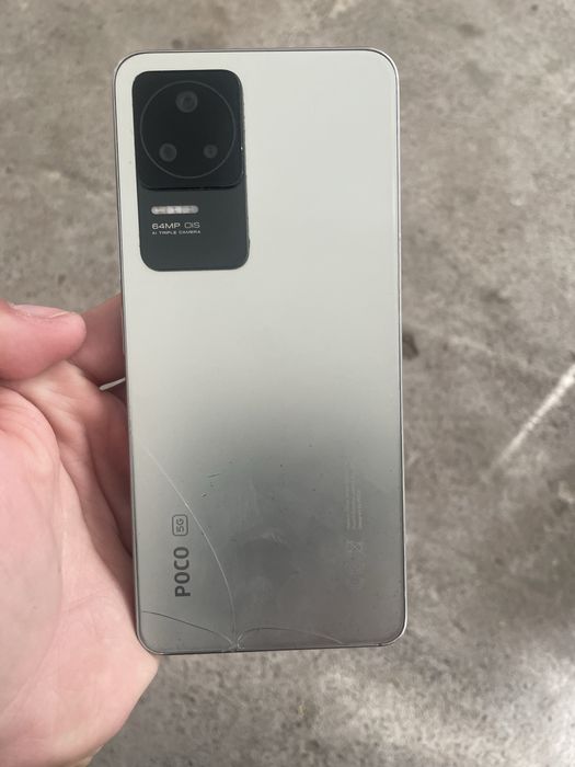 Самсунг поко ф40