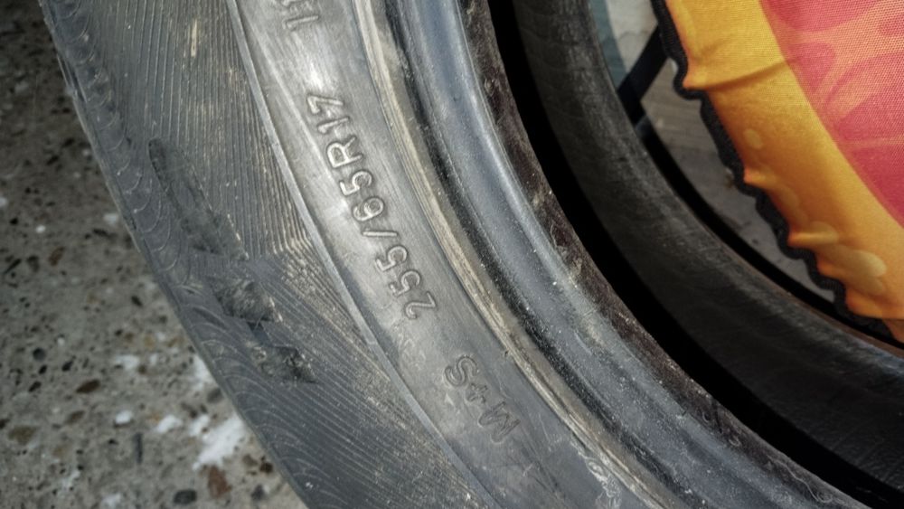 Продам шины бу летние гудиер