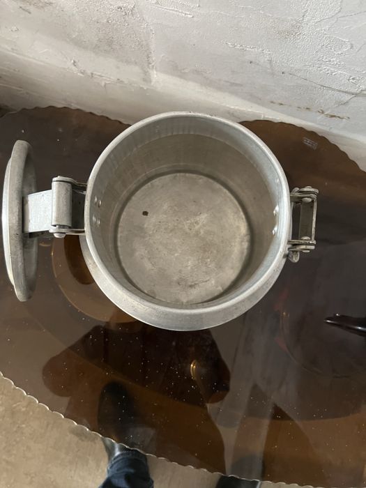 Продам бидон аллюминевый.