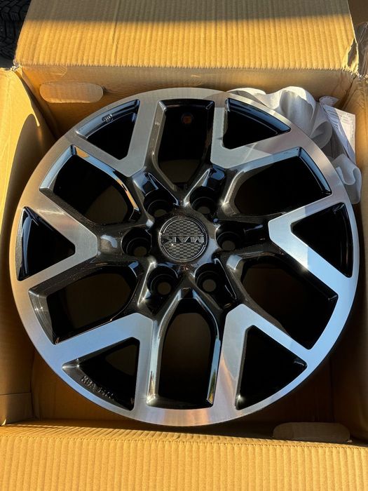Vând jante aliaj 6x120 ptr Ford Custom 2025 marca Mak