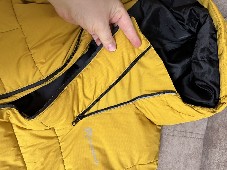 Продам куртку зима