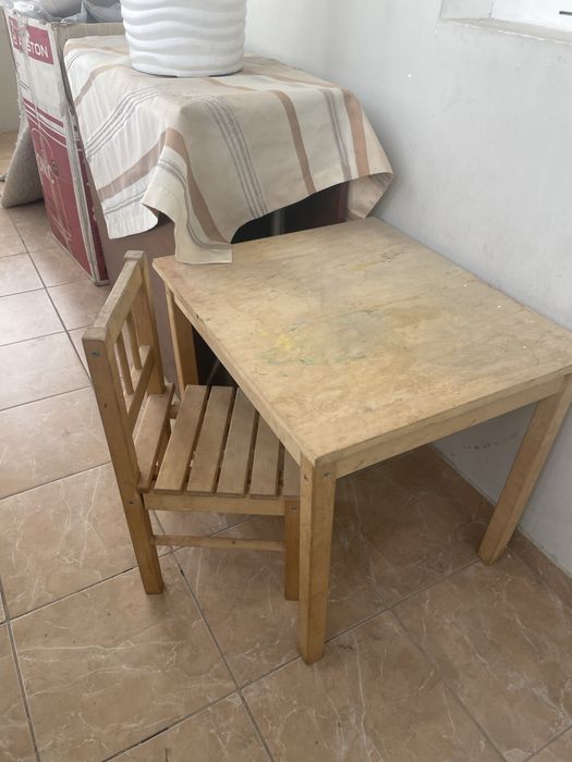 Детские стул и стол IKEA