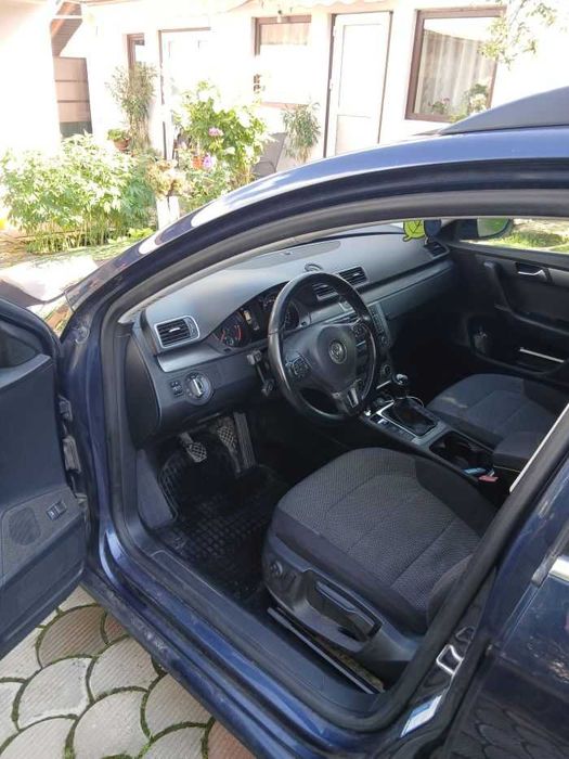 Volkswagen passat 2015    2000cmc 140cp