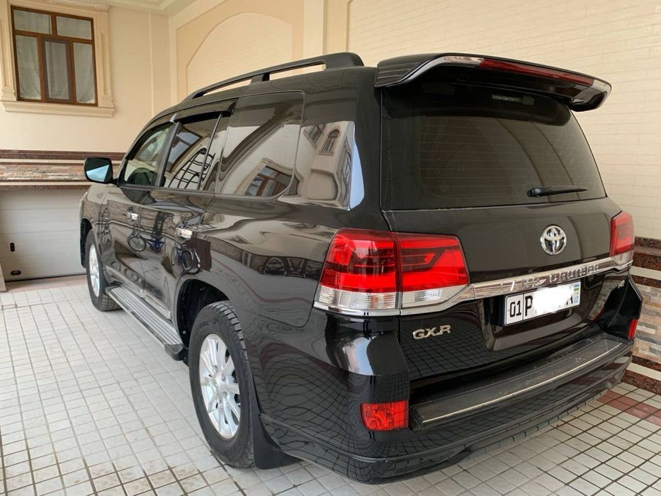 Ветровики (дефлекторы окон) Toyota Land Cruiser 200 / Lexus LX570