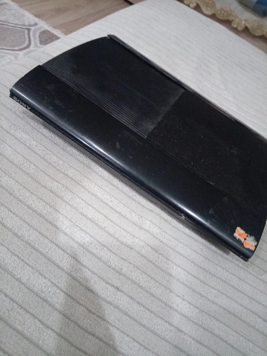 Playstation 3 с 2 Джойстици и с кабела