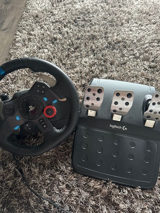 Volan logitech driving force g29 pt ps5,ps4,ps3 și pc