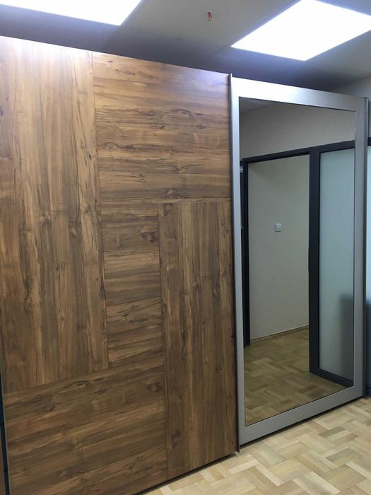 Дава се под наем Двустаен апартамент в Бургас, Център - 55 кв.м за 500 € - Снимка #3