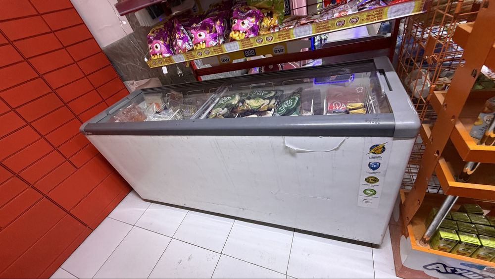 Вместительный морозильник в продаже!