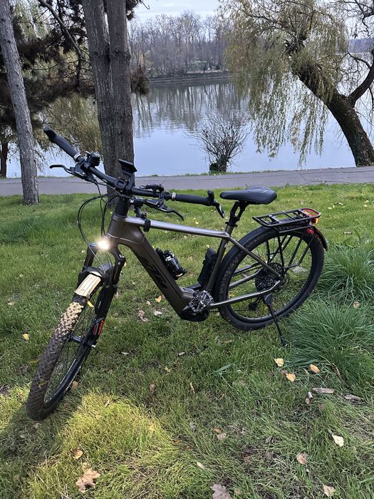 Bicicleta eBike KTM machina 720 abs