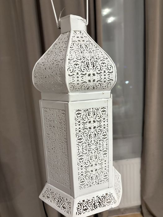 Пролам светильник от Zara