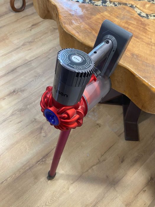aspirator dyson v6