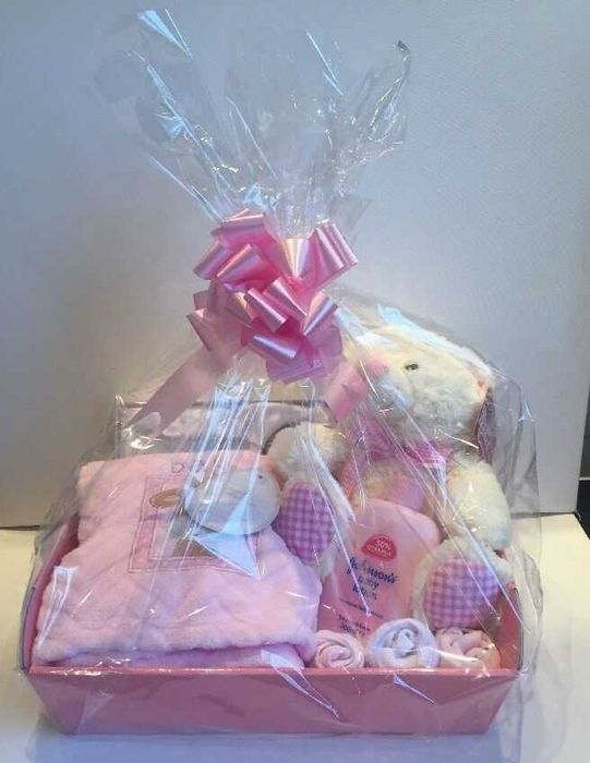Cadou ieșire din maternitate sau botez
