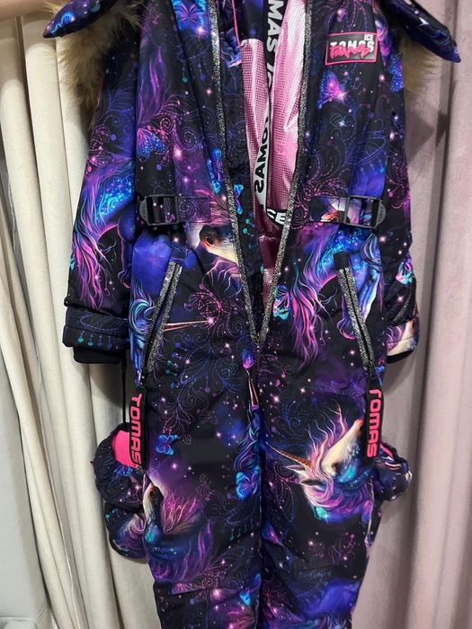 Продам крутой комбинезон для девочки