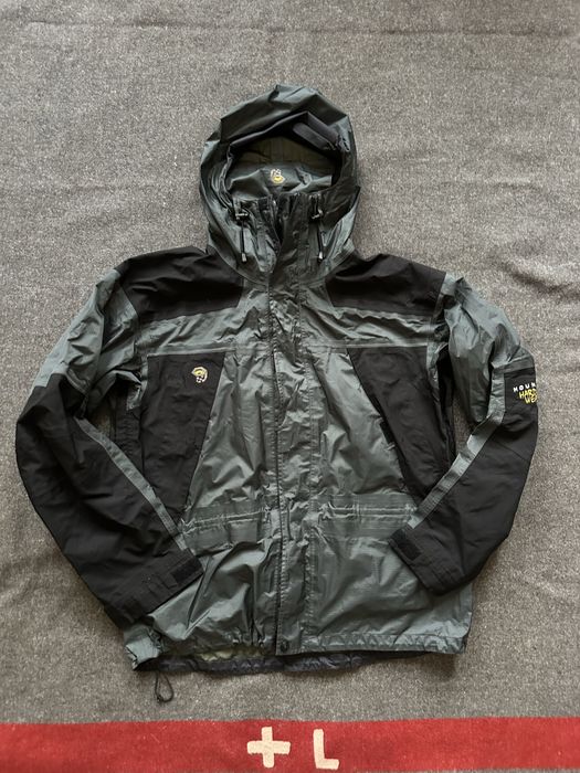 Geaca mountain hardwear gore-tex xcr