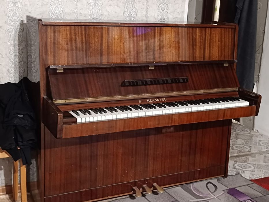 Продам пианино "Беларусь"