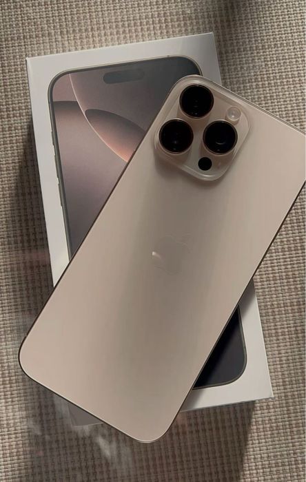 Iphone 16 promax desert ideal