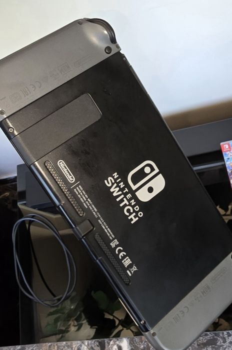 Nintendo Switch V1 cu accesorii