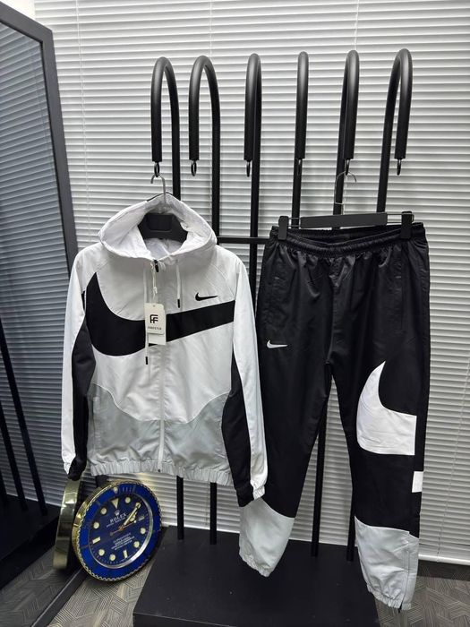 Trening Nike barbati.Calitate luxury.Toate mărimile disponibile