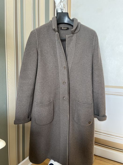 Пальто трикотажное