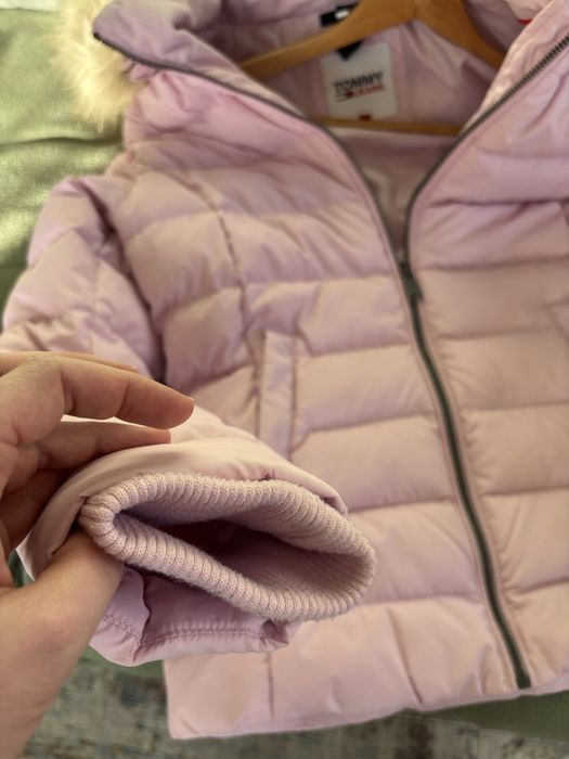 Пухено яке Tommy Jeans розово М размер