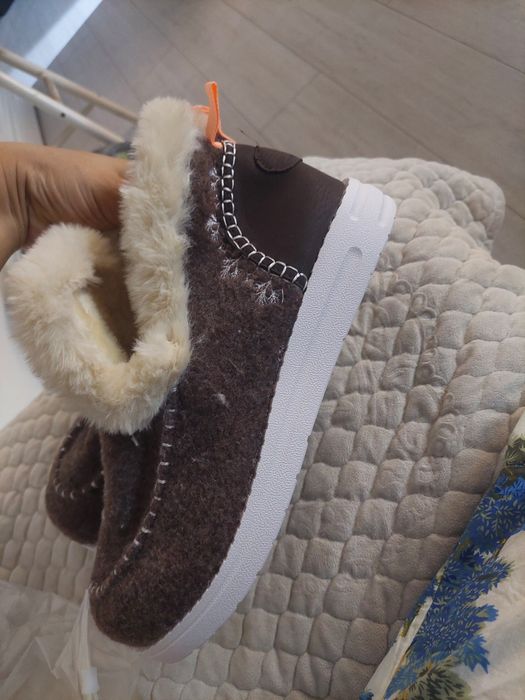 Демисезонные ботинки