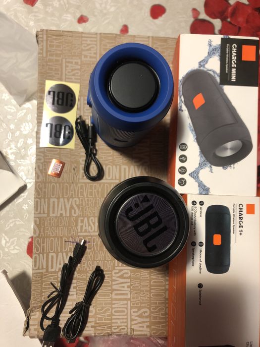 блутут колонка с радио, карта и usb