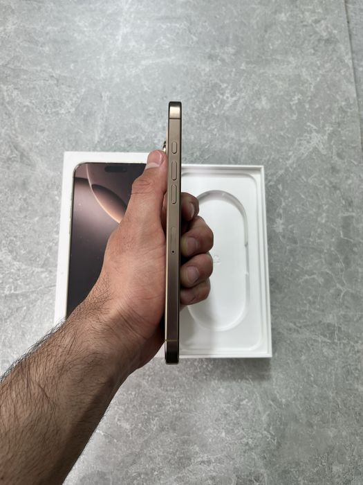 iPhone 16 Pro Max 256GB 100 ёмкость