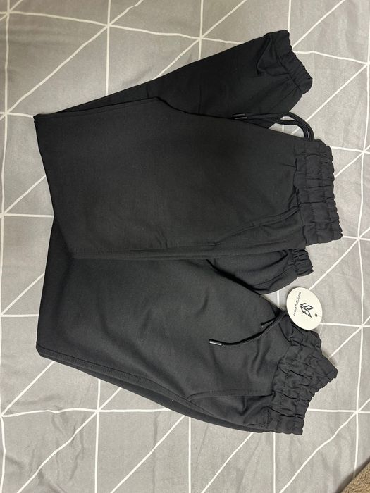 Дамско долнище S размер
