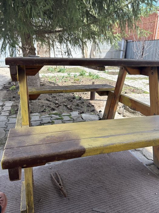 Стол деревянный для улицы