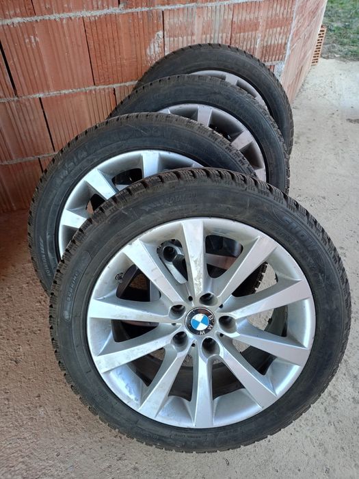 Jante Bmw F10/ F11 R18 245/ 45/ 18 cu anvelope de iarna aproape noi