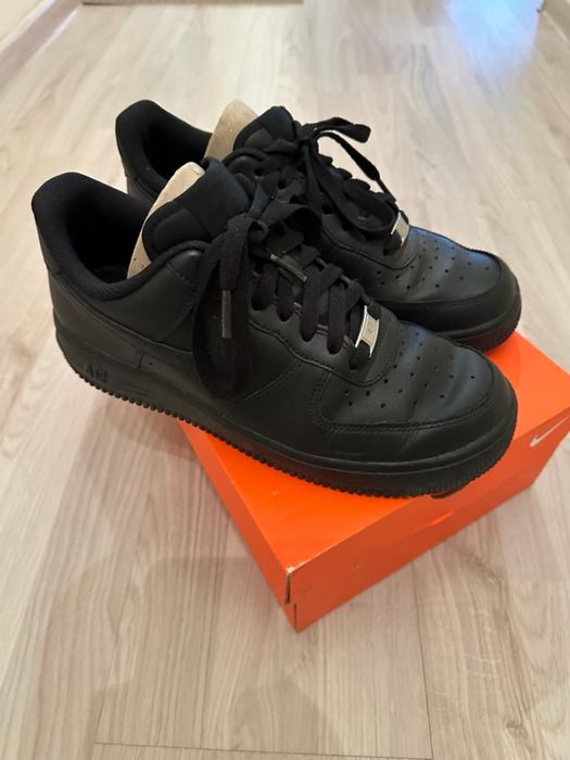 Nike Revolution , The North Face , Nike air force 1