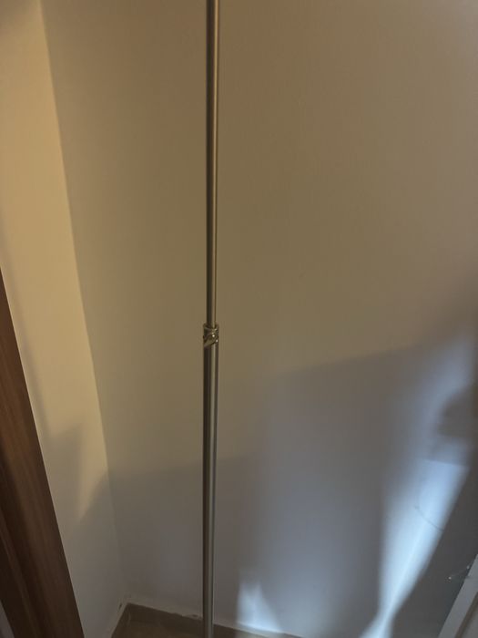 Lampa cu abajur reglabila