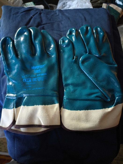 перчатки варежки рукавицы