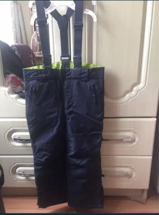 Продам комбинезон ( новый)