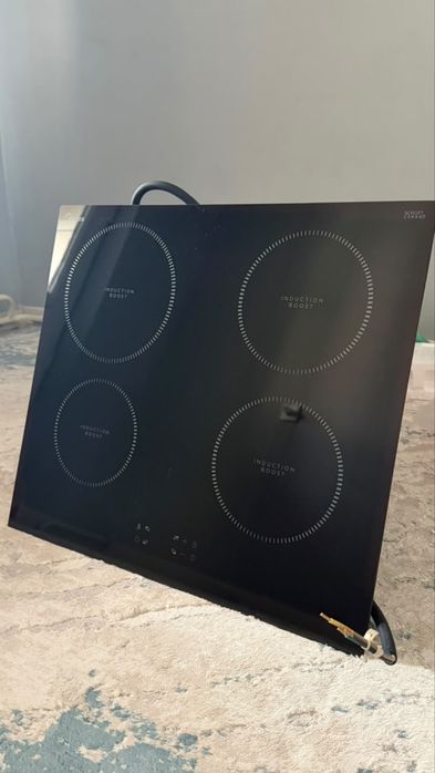 Индукционная варочная панель Midea