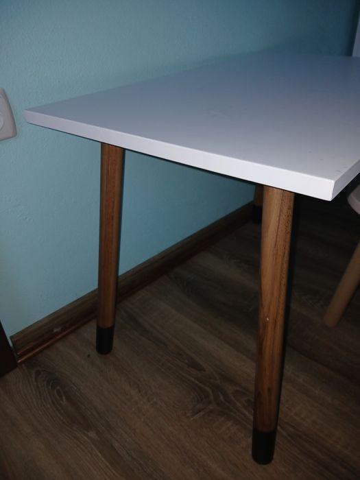 Masuta, scaun pentru copii