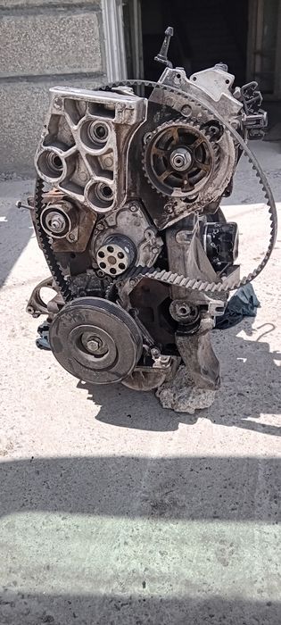 Части за Renault scenic 1.9 dci