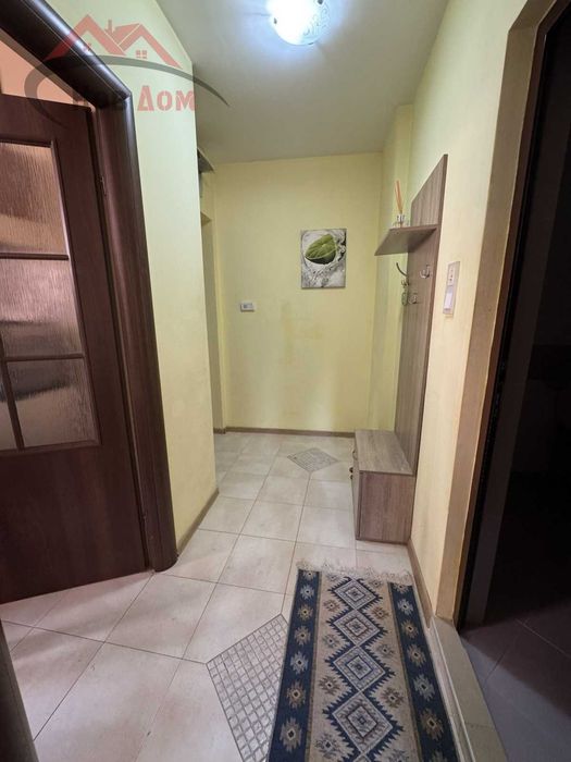 Двустаен в кв. Акация