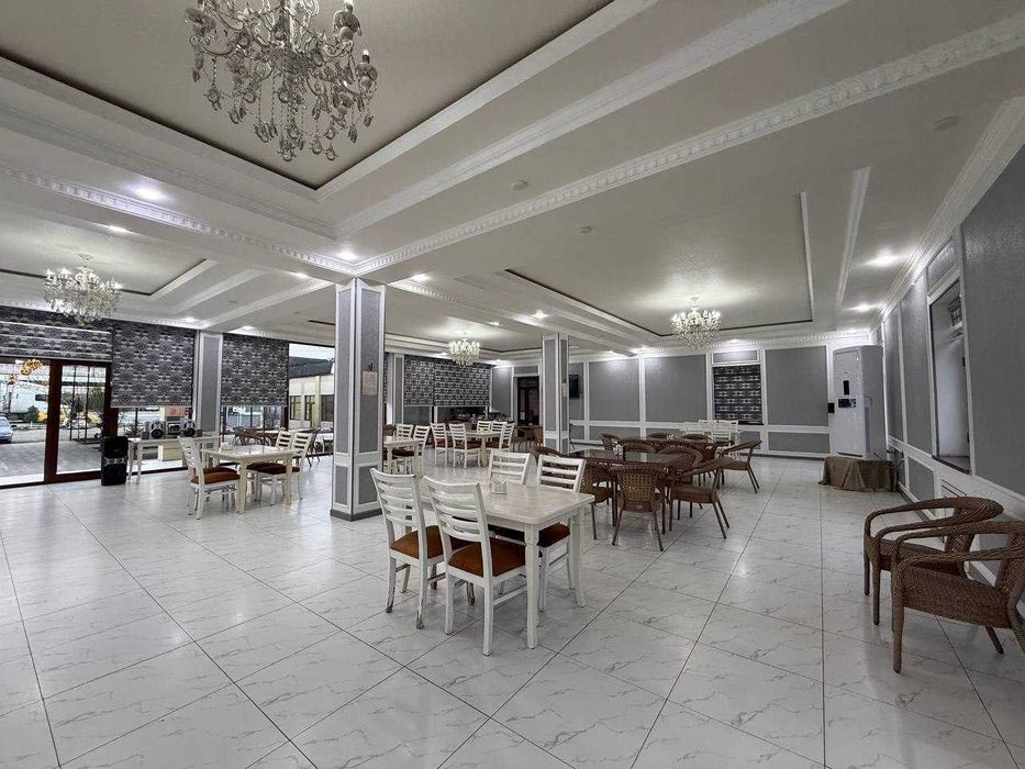 2 qavatli tayyor bino ko‘plab jihozlari bilan birga sotiladi.