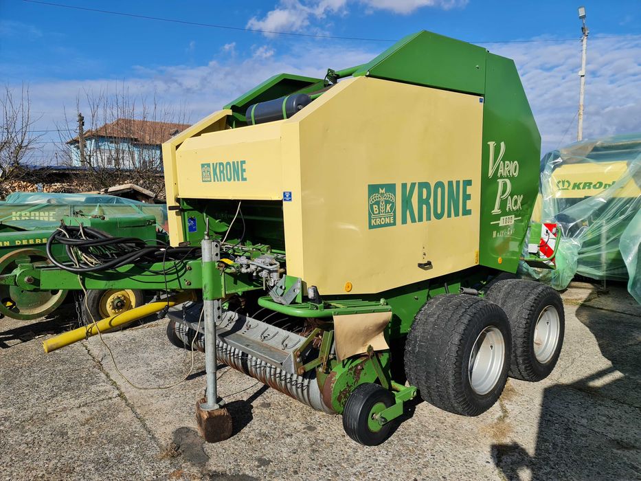 Presa  pentru balotat nutreturi KRONE  VARIO PACK  1800 MULTICUT