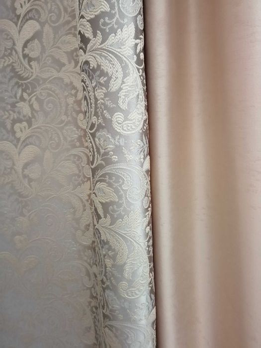 Продам шторы новые