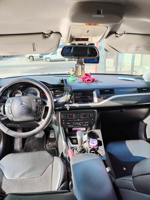 Vând Citroen C5 x7 1.6. 115cp 2011