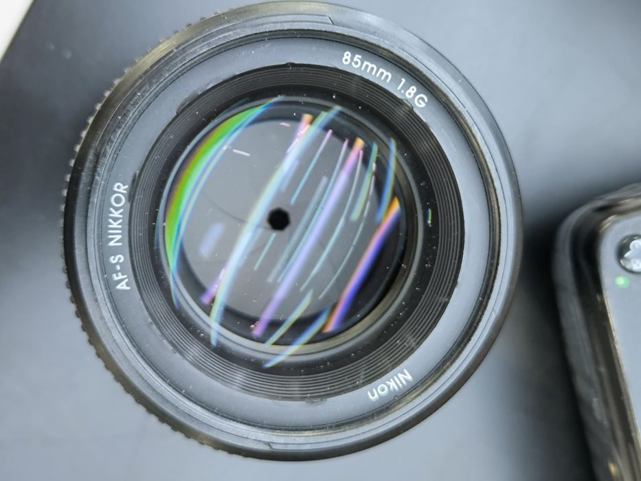 Продам портретный светосильный объектив Nikon Nikkor AF-S 85 mm f1.8