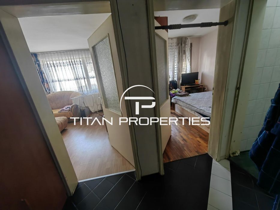 Продава се Двустаен апартамент в Варна, Цветен квартал - 68 кв.м за 2206 €/кв.м - Снимка #4