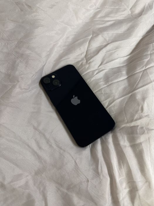 iPhone 13, 128 ГБ, нормальное состояние