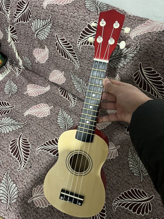 укулеле состояние хорошее