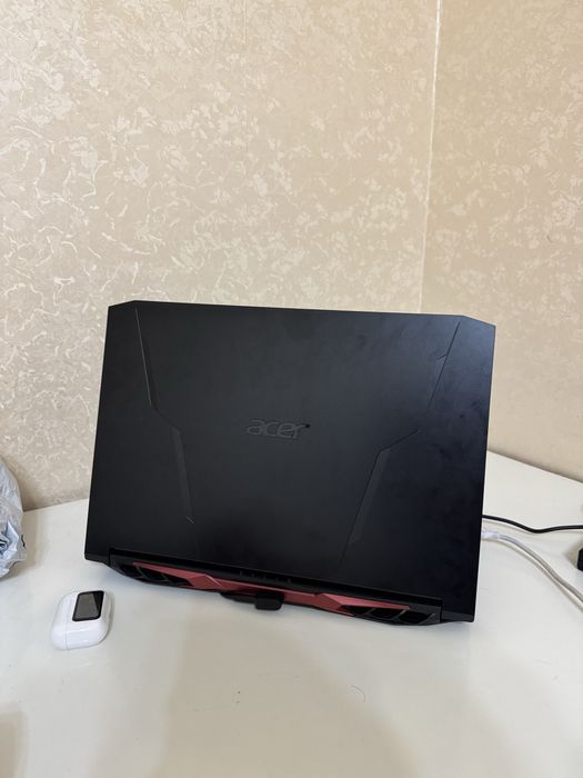 Acer nitro 5 ryzen 7  5800H