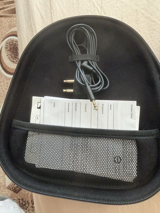Sennheiser momentum 4